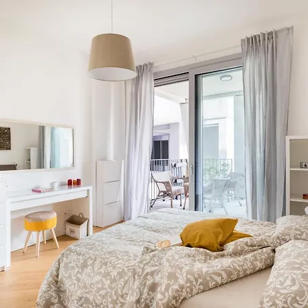 Porto Fluviale House Apartmán *